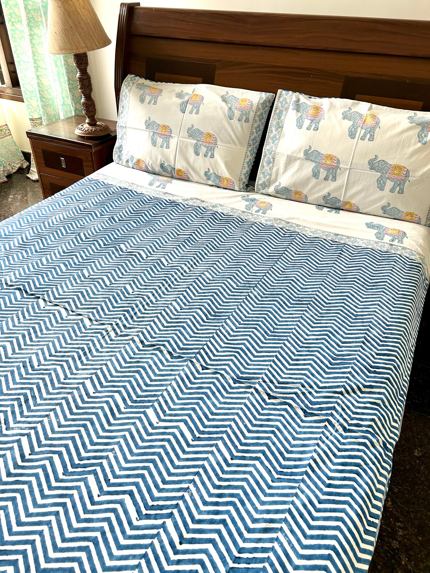 Anvi Block Printed Blue Cotton Bedsheet(90x108)