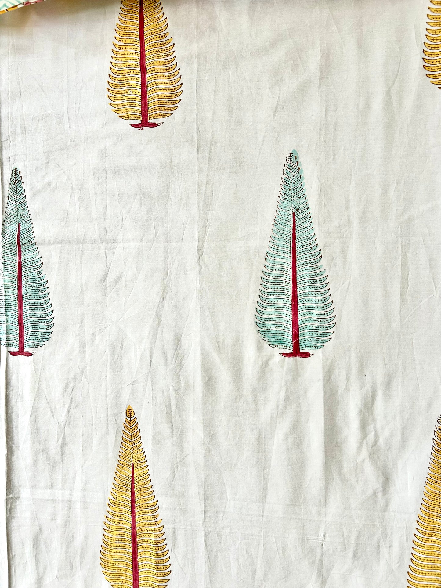 Ayra Block Printed White Cotton Bedsheet(108x108)