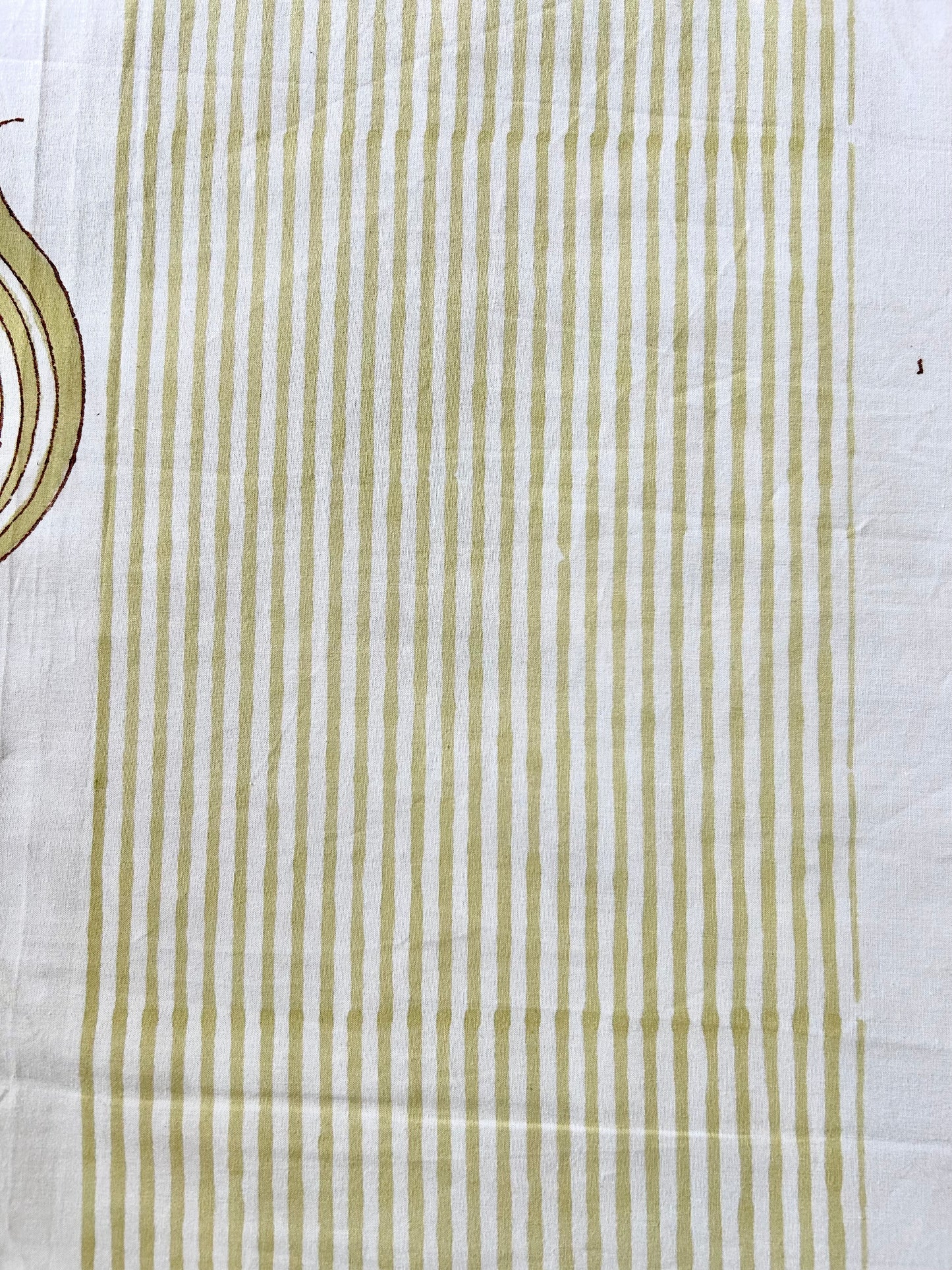 Trisha Block Printed White Cotton Bedsheet(90X108)