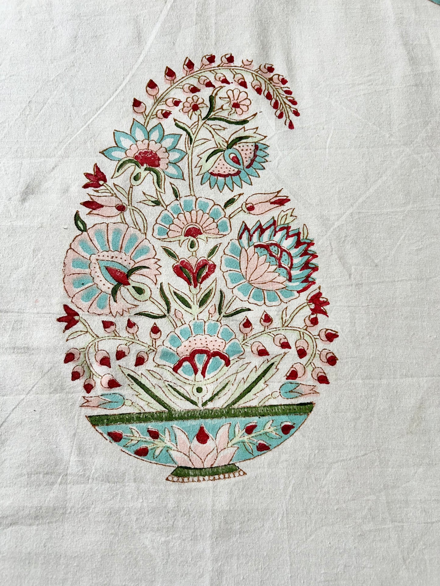 Amya Block Printed Cotton Bedsheet(108x108)