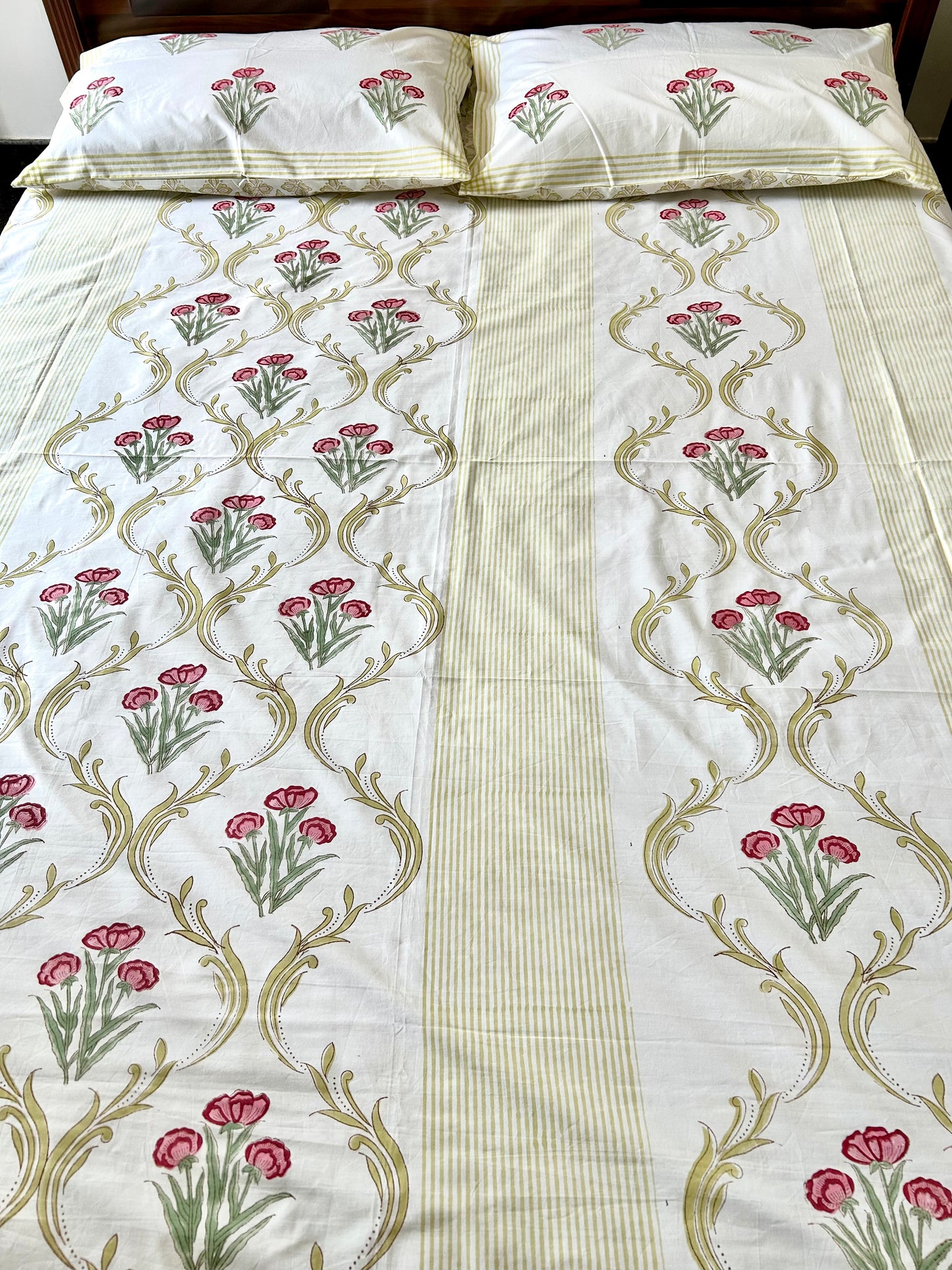Trisha Block Printed White Cotton Bedsheet(90X108)