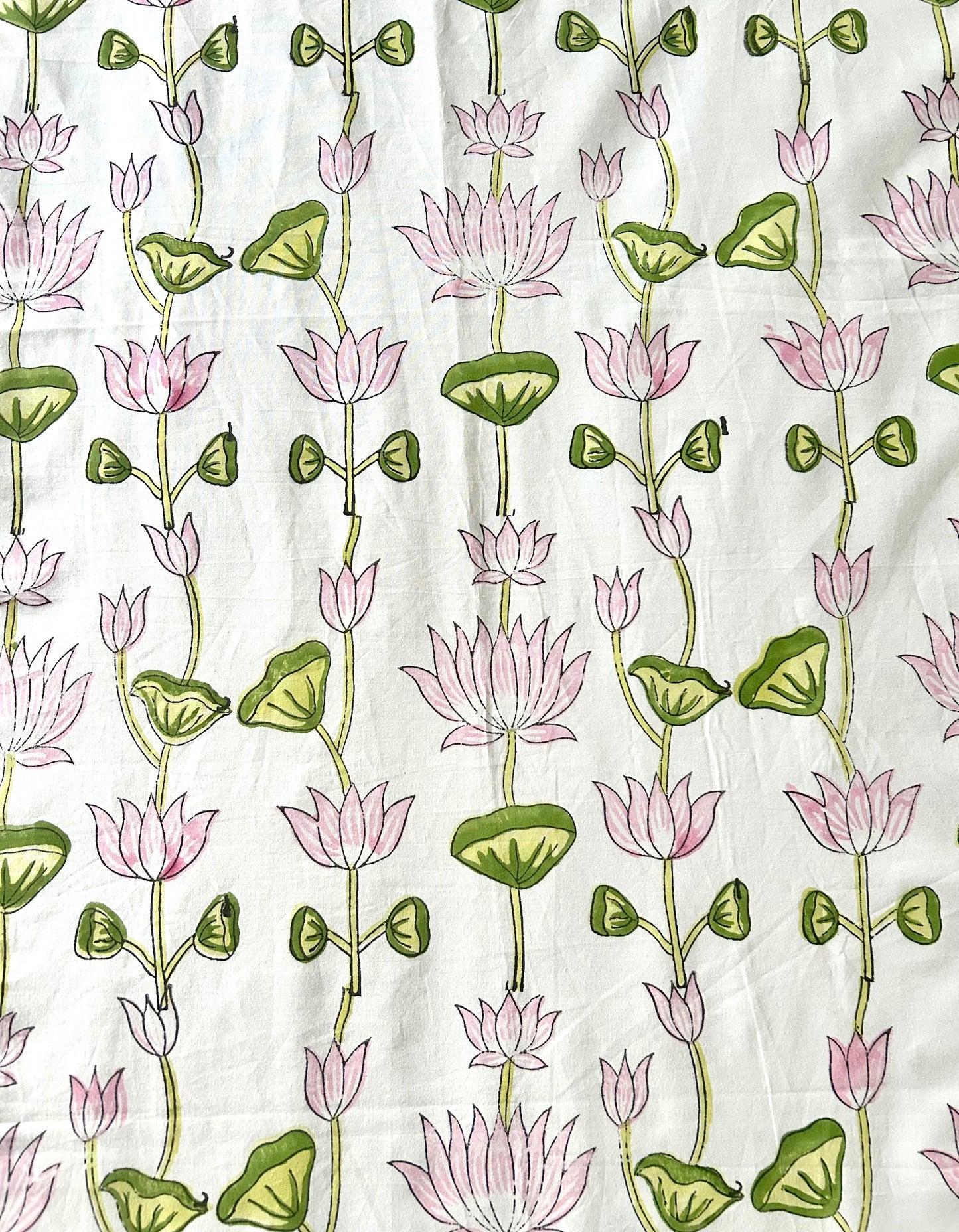 Srinika Block Printed White Cotton Bedsheet(90x108)