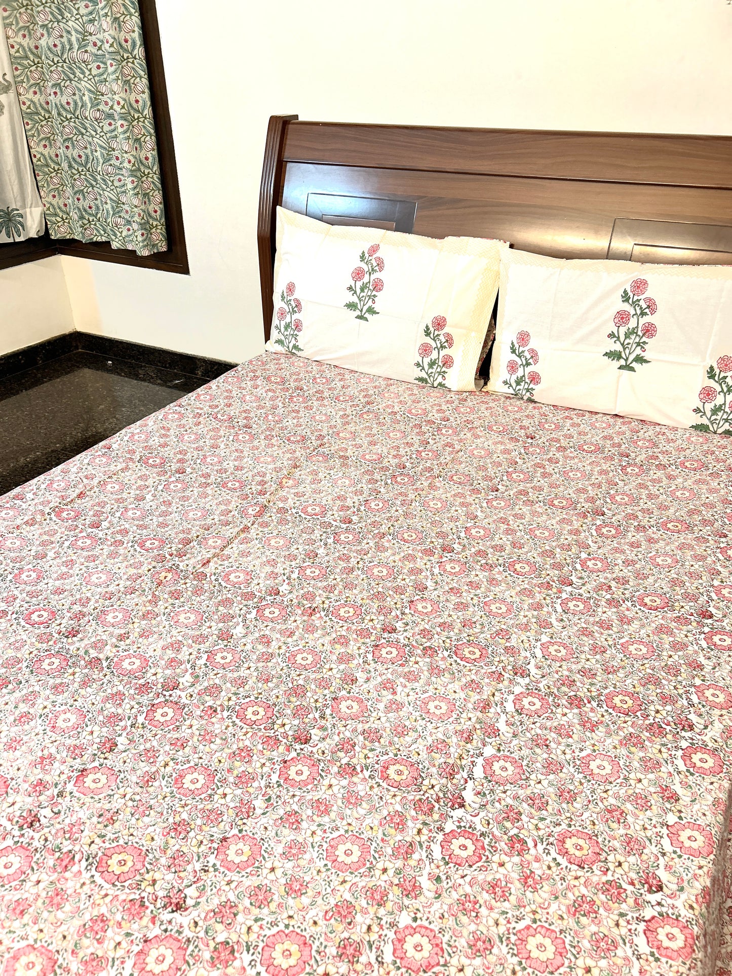 Pink floral Block Printed Cotton Bedsheet(90x108)
