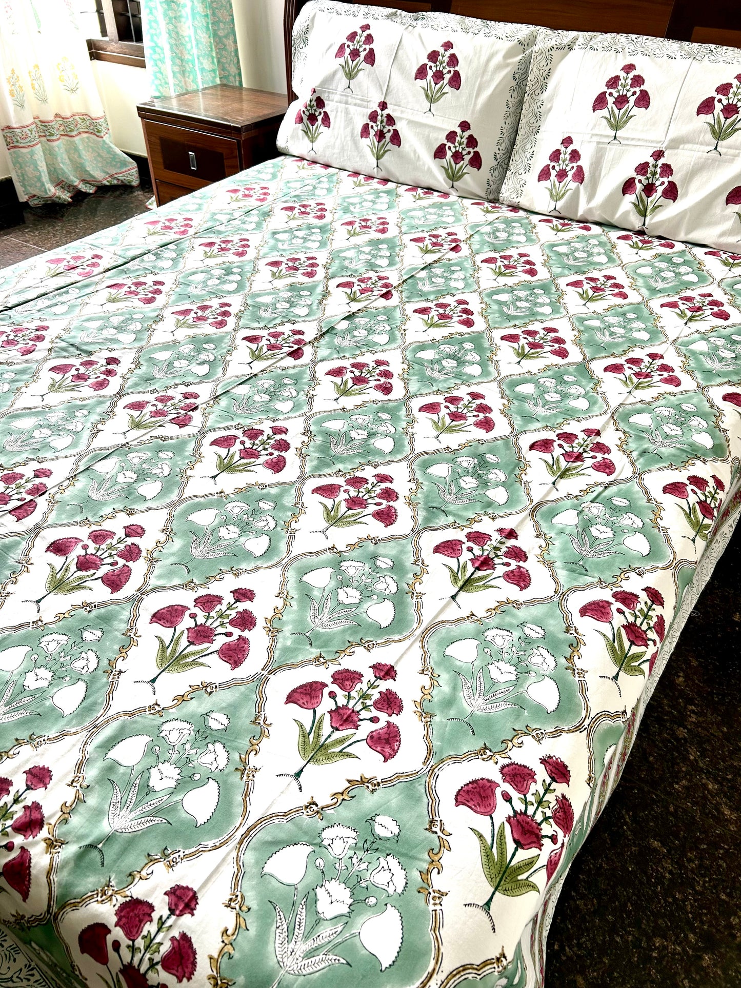 Vanaja Block Printed Cotton Bedsheet(90x108)