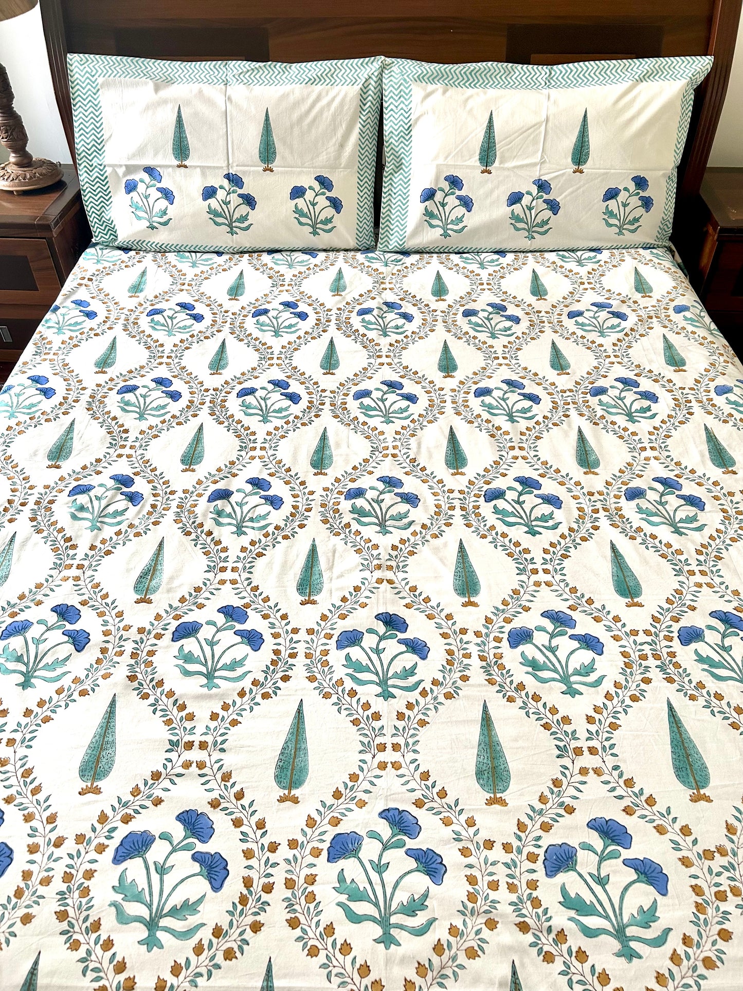 Teej Block Printed White Cotton Bedsheet(90x108)