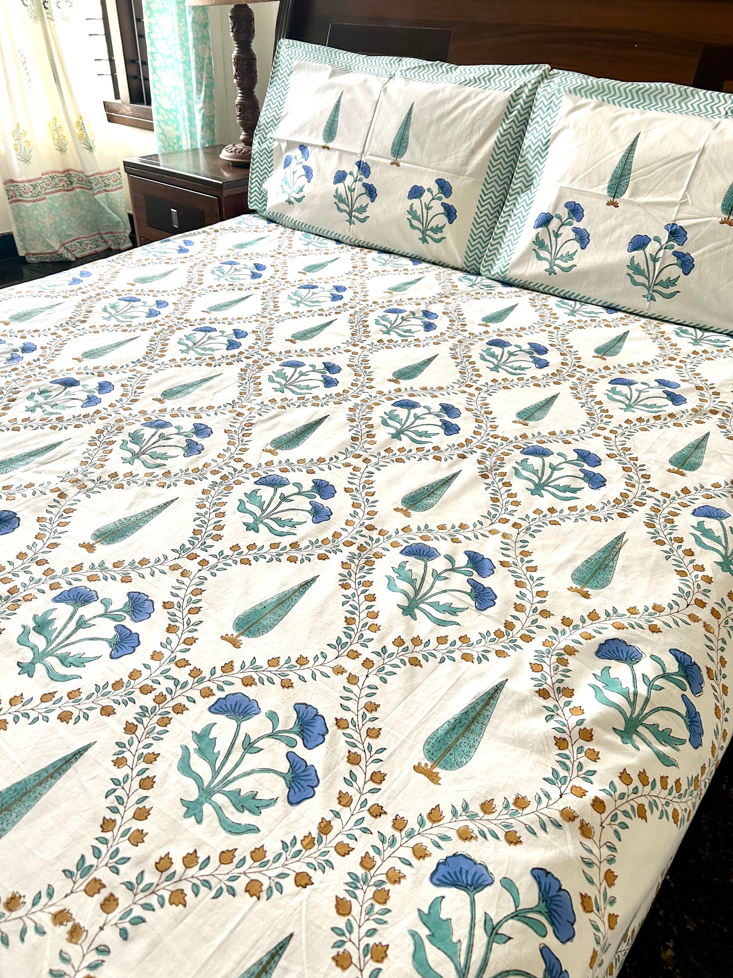 Teej Block Printed White Cotton Bedsheet(90x108)