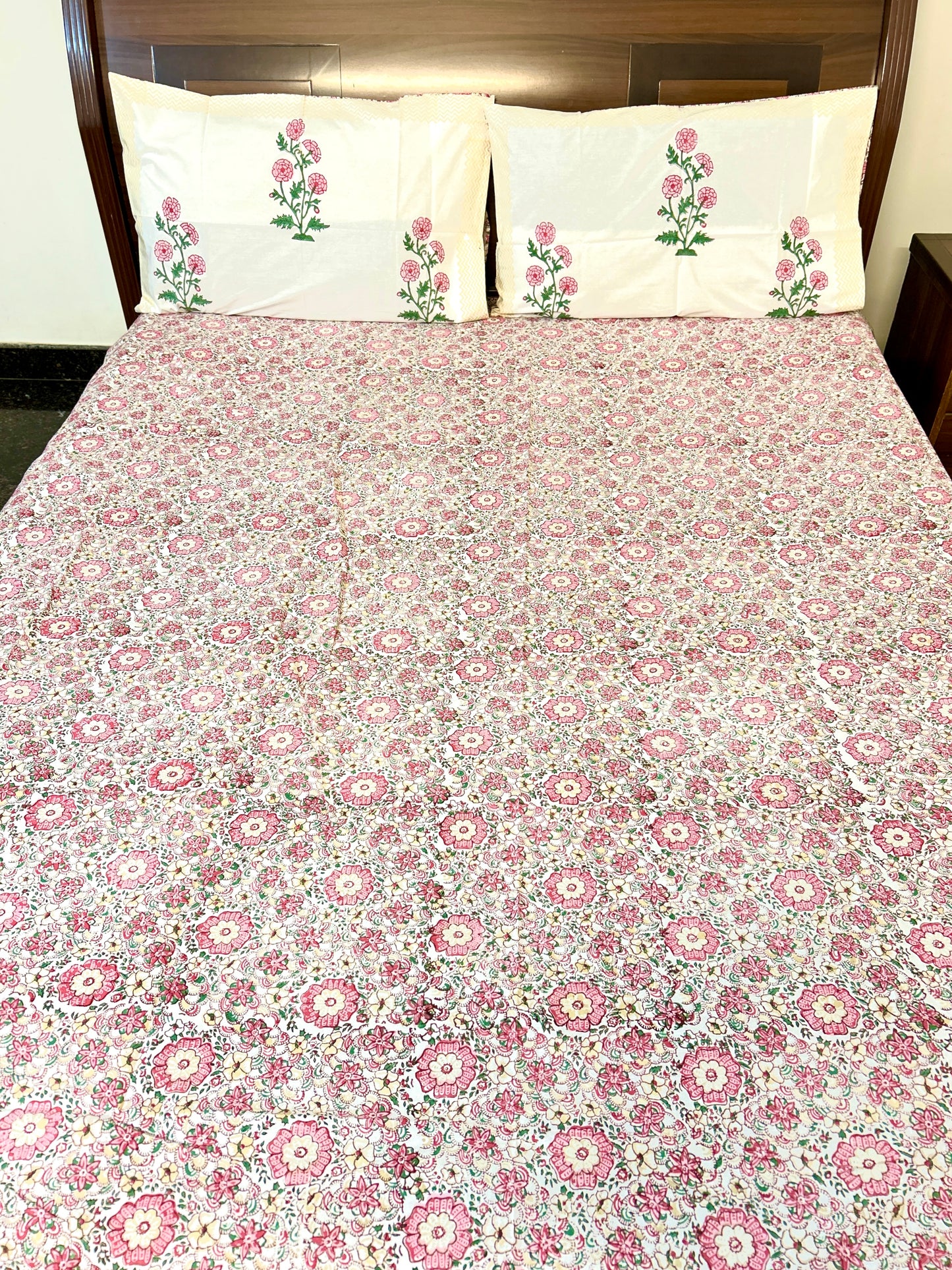 Pink floral Block Printed Cotton Bedsheet(90x108)