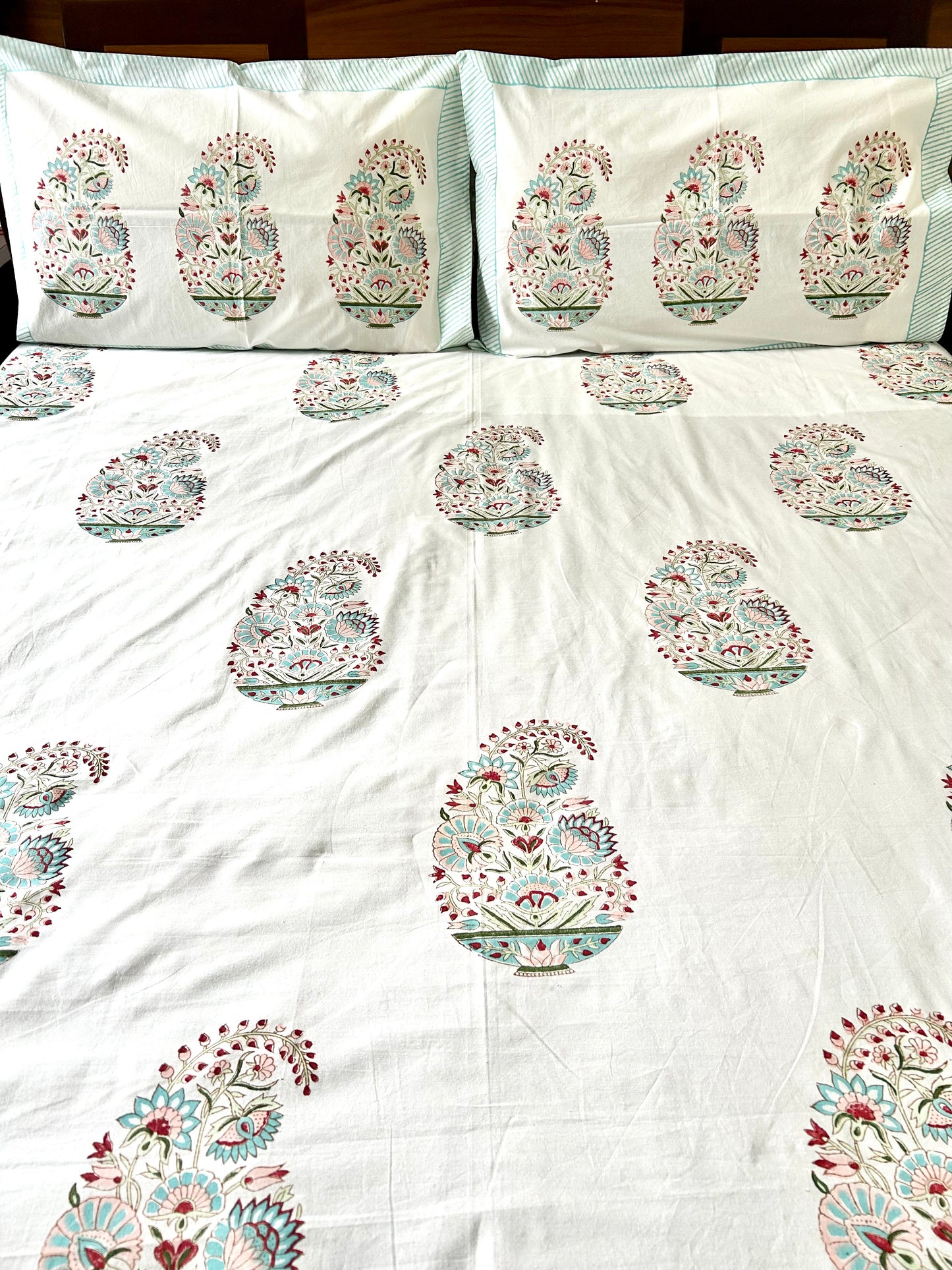 Amya Block Printed Cotton Bedsheet(90x108)