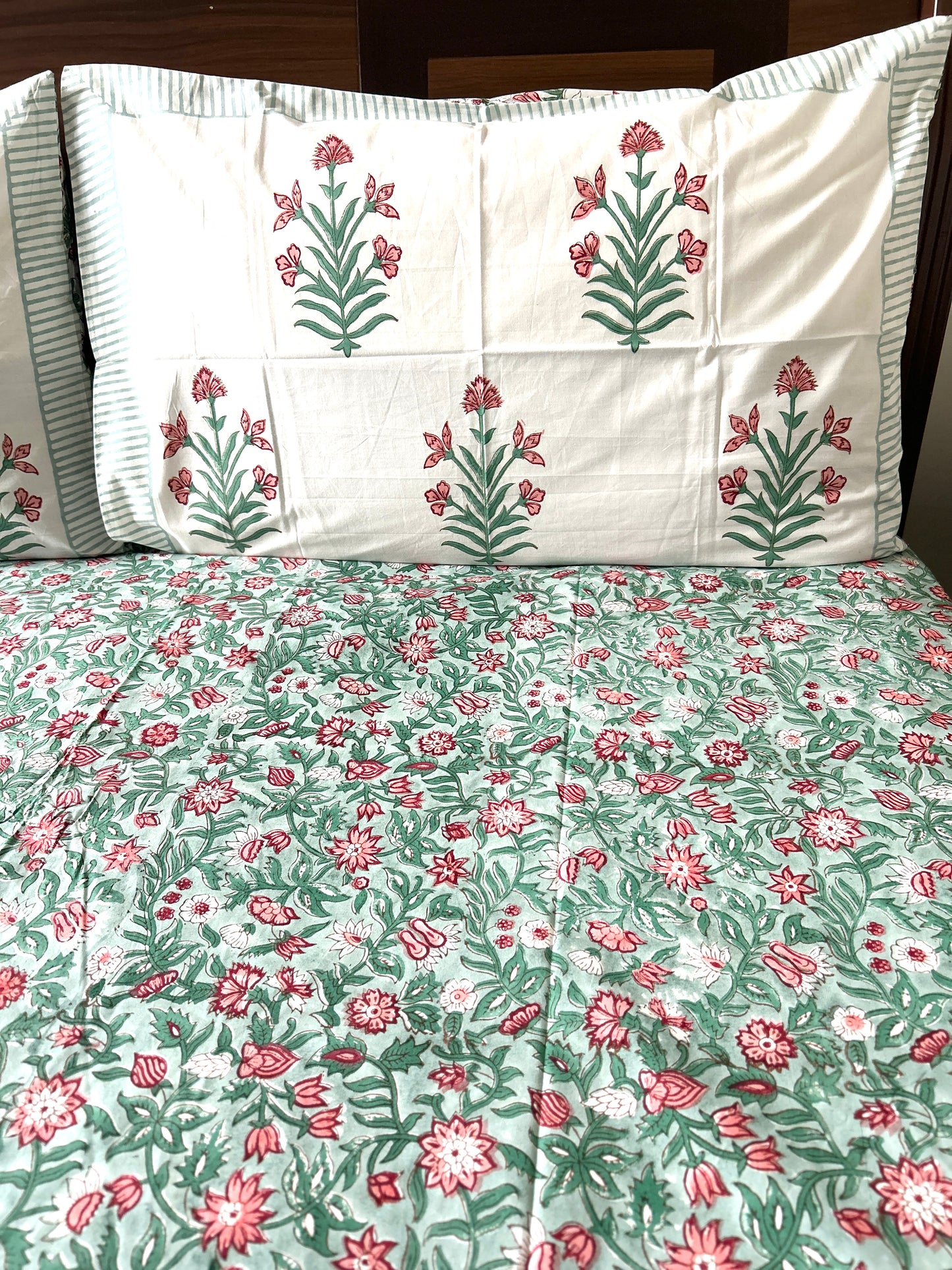 Sage Green Block Printed White Cotton Bedsheet(108x108)